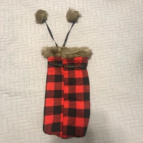 Chriistmas Flannel Giftbag w faux trim and pompoms and matching plaid napkins - Picture 4 of 7